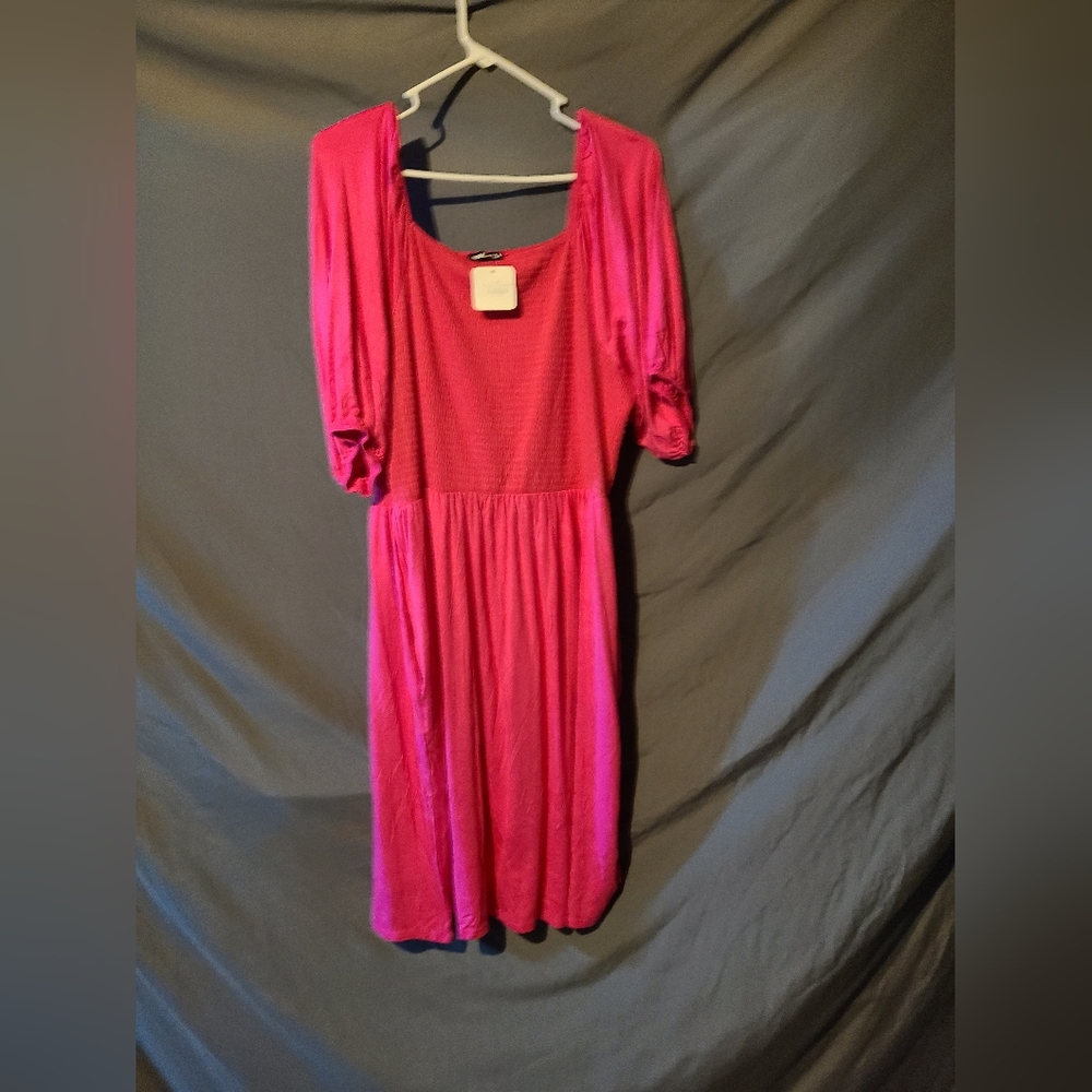 Pink puff sleeve short dress